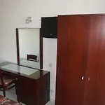 Orea Eleni P Paralía